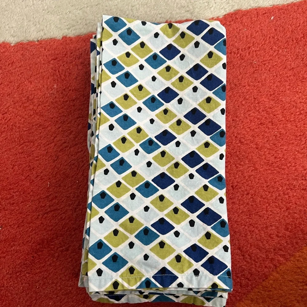 8 Geometric Patterned Napkins Crate & Barrel Mid Mod